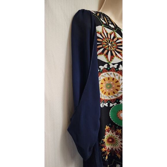 Lan Yi ZI Kou Hi-Low Tunic Blue Geometric Pleated Back 3/4 Sleeve Top Large - Picture 3 of 8